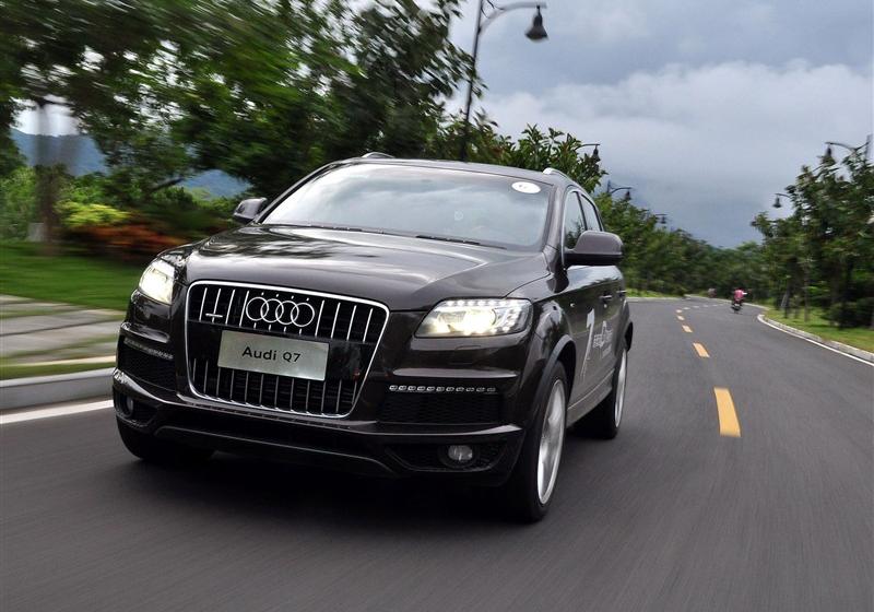 奥迪(进口) 奥迪Q7 2011款 3.0 TFSI 专享型(245kW)