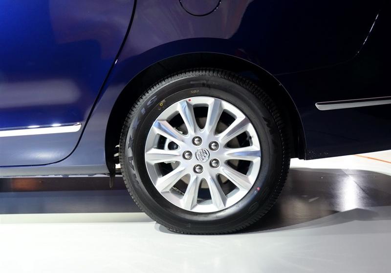 通用别克 别克GL8 2011款 3.0L GT豪华商务豪雅版