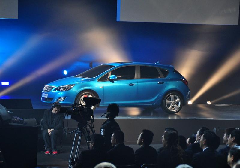 通用别克 英朗 2010款 XT 1.6T 新锐运动版
