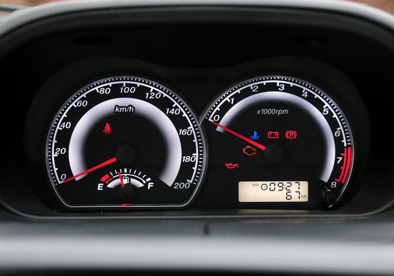 长城汽车 炫丽 2010款 CROSS 1.5L 冠军版