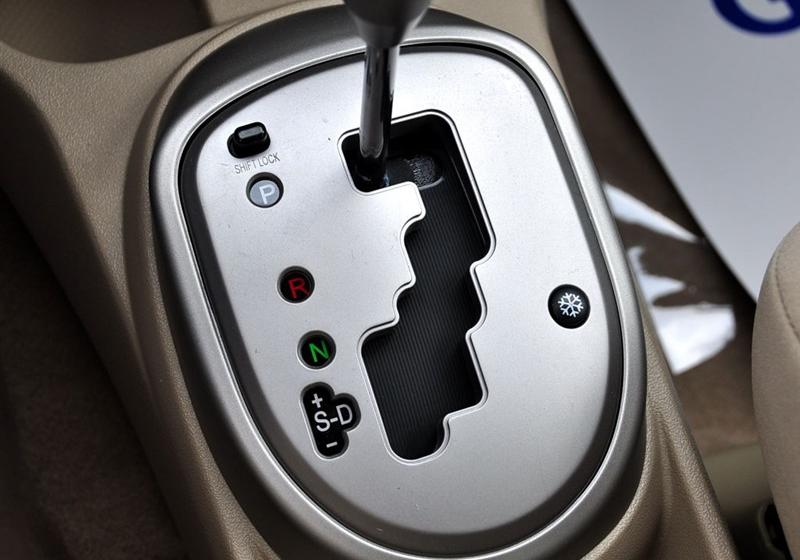 长城汽车 炫丽 2009款 1.5L CVT 豪华型VVT