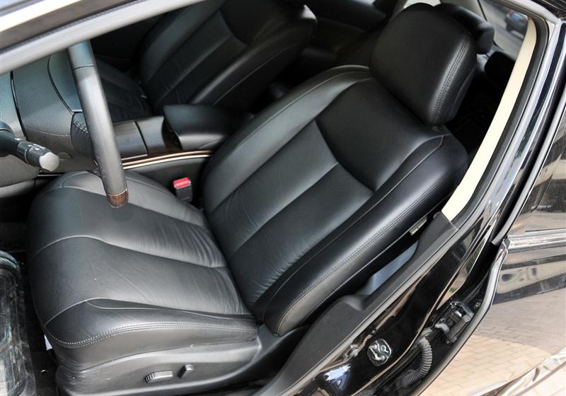 东风日产 天籁 2011款 公爵 2.5L XV 尊雅版