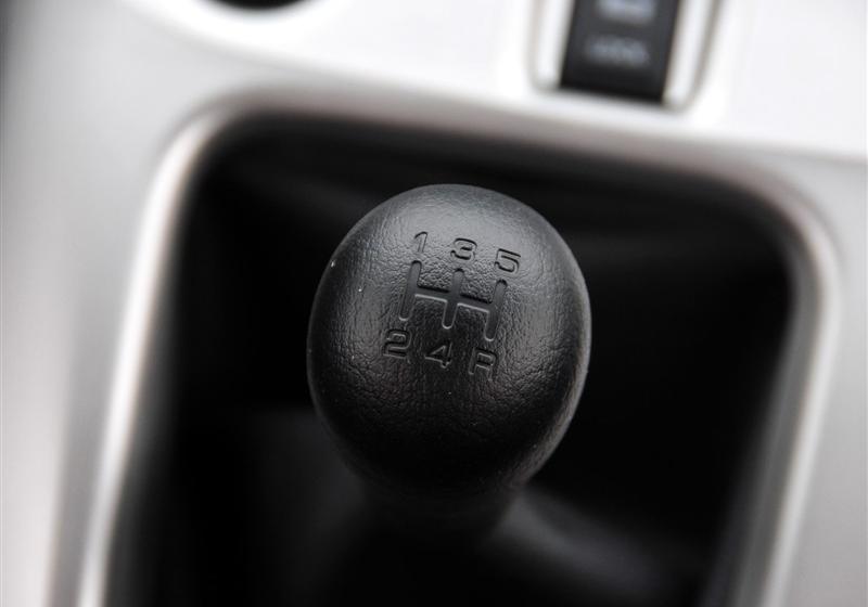 郑州日产 日产NV200 2011款 1.6 尊贵型 223座