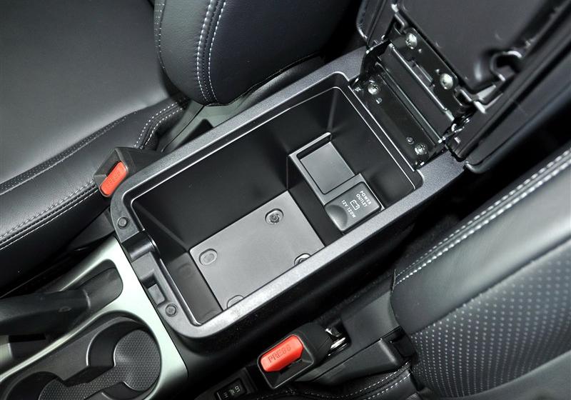 三菱(进口) OUTLANDER EX 2011款 劲界 2.0 都市版