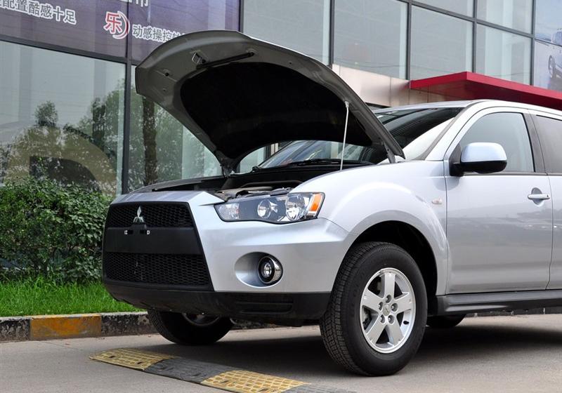 三菱(进口) OUTLANDER EX 2010款 劲界 2.0 休闲版