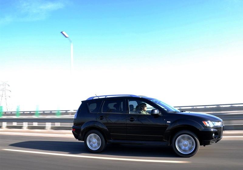 三菱(进口) OUTLANDER EX 2010款 劲界 2.0 运动版
