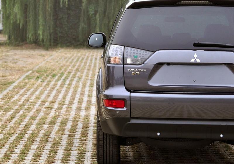 三菱(进口) OUTLANDER EX 2010款 劲界 2.4 时尚版