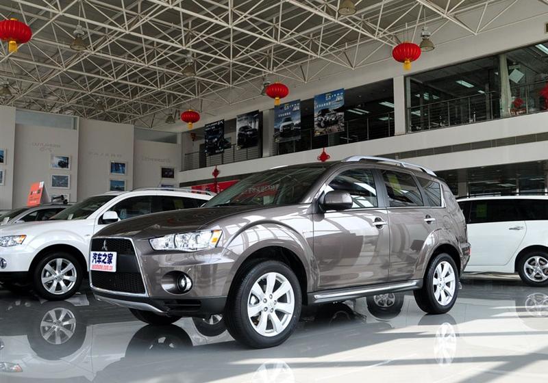 三菱(进口) OUTLANDER EX 2010款 劲界 3.0 豪华版