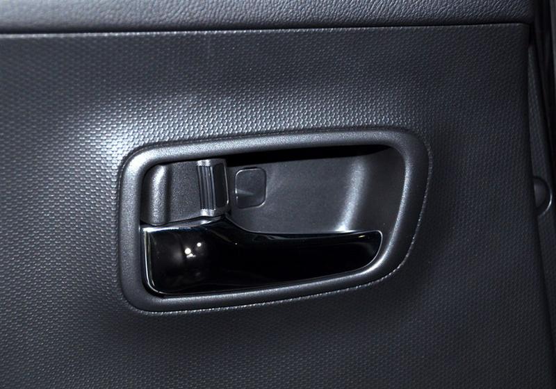 三菱(进口) OUTLANDER EX 2010款 劲界 3.0 豪华版