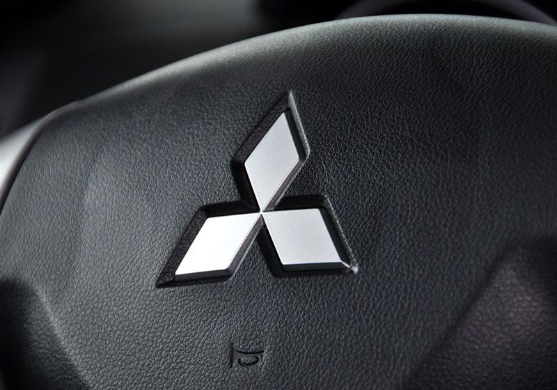 三菱(进口) OUTLANDER EX 2010款 劲界 3.0 豪华版