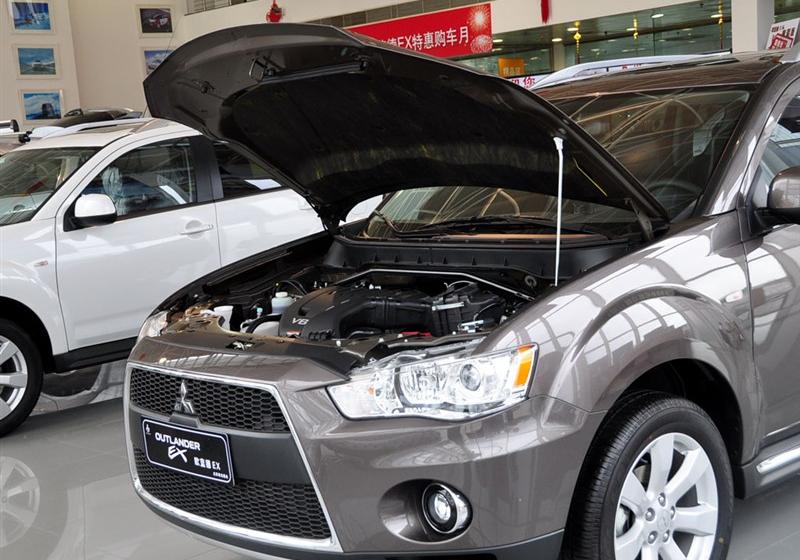 三菱(进口) OUTLANDER EX 2010款 劲界 3.0 豪华版