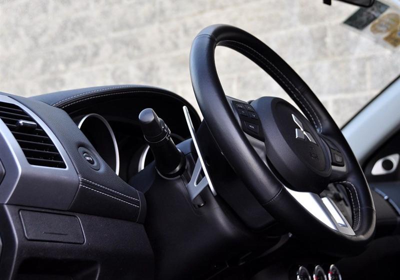 三菱(进口) OUTLANDER EX 2010款 劲界 3.0 精英GT版
