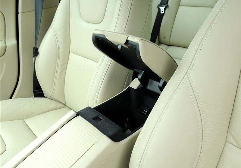 沃尔沃(进口) 沃尔沃S60 2012款 1.6T DRIVe 智雅版