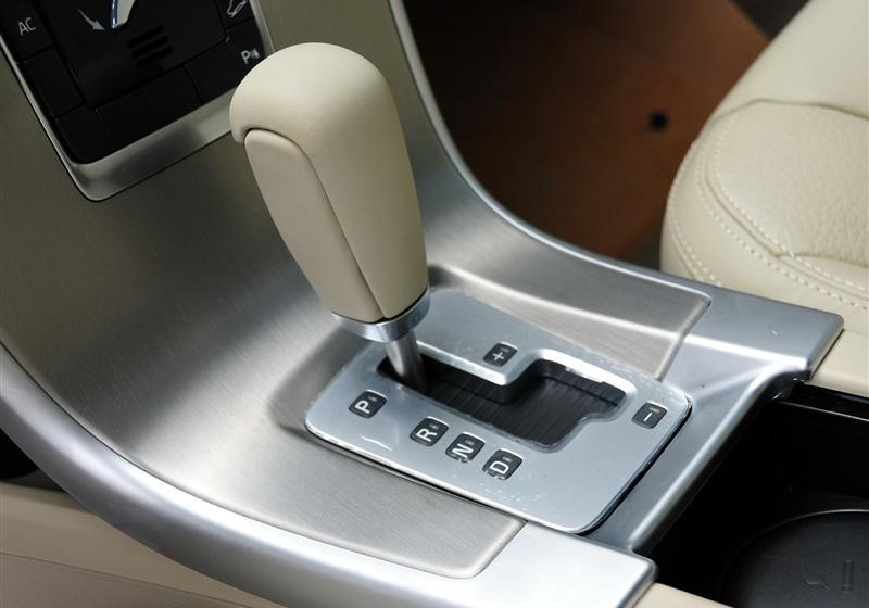 沃尔沃(进口) 沃尔沃XC60 2012款 3.0 T6 AWD舒适版