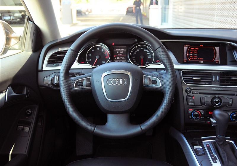 奥迪A5  2010款 2.0TSI Coupe 风尚版