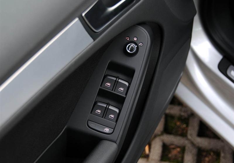 奥迪A5  2010款 2.0TSI Sportback 舒适型