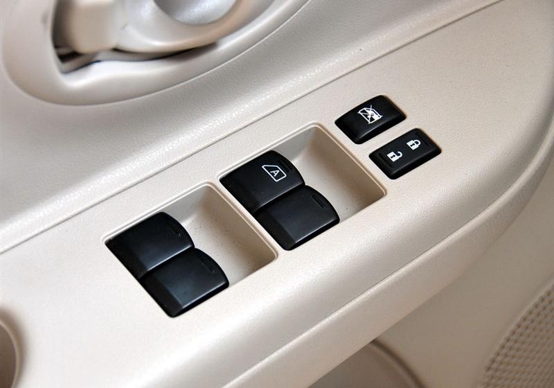 玛驰  2010款 1.5XL AT易炫版