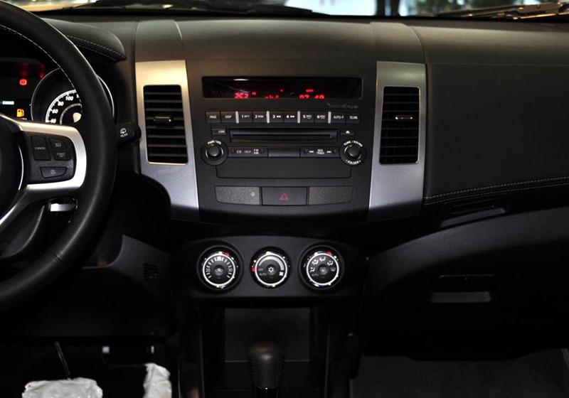 OUTLANDER EX  2010款 劲界 3.0 精英GT版