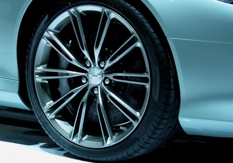 阿斯顿·马丁 Virage 2012款 6.0 Coupe