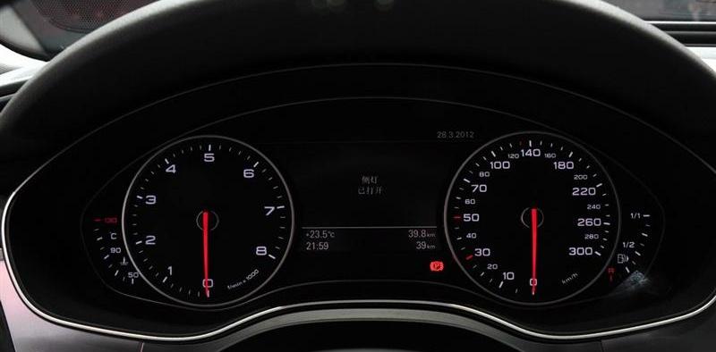 2012款 50 TFSI quattro 豪华型