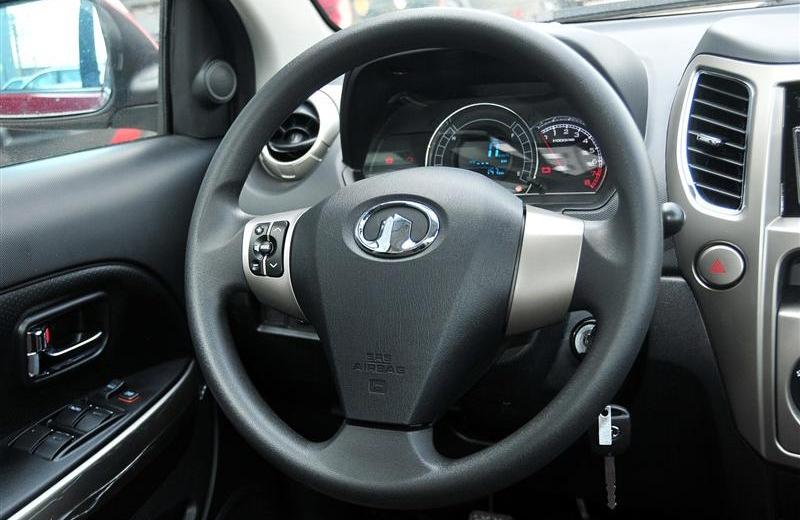 2012款 1.5L 两驱舒适型