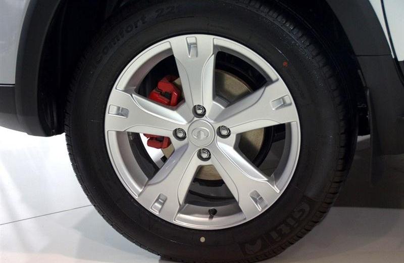 2012款 1.5L 两驱精英型