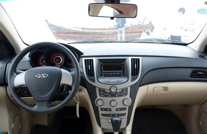 2012款 两厢 1.6CVT 进取型