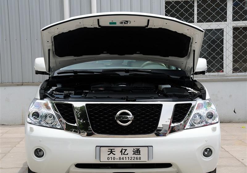 2012款 5.6 V8旗舰版