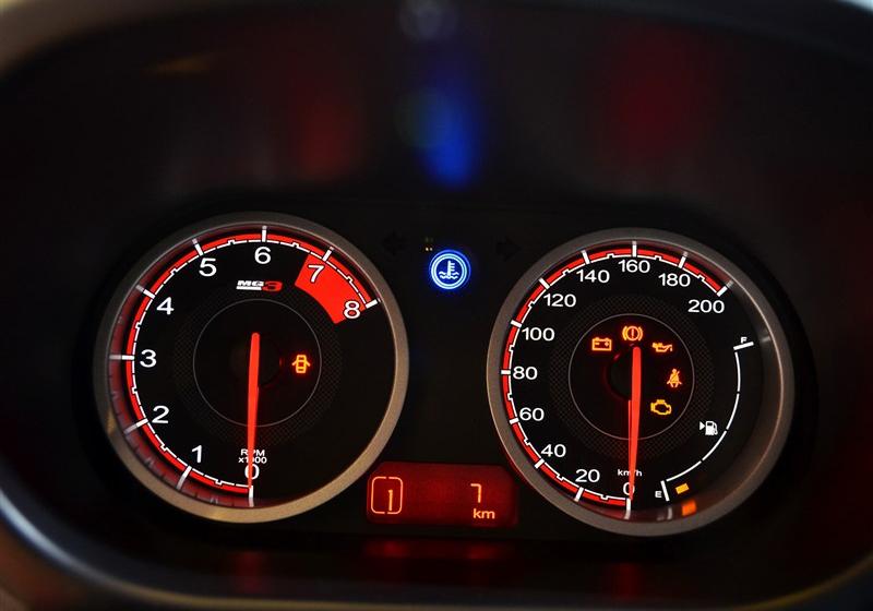 2014款 1.5L 自动精英版