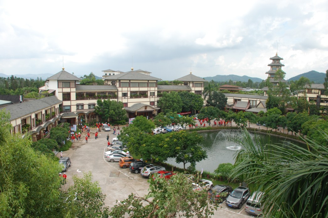 休闲?起亚小镇