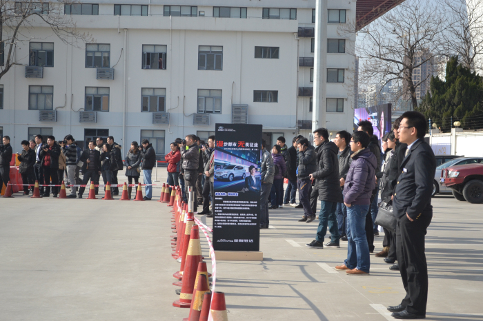 北京现代全新胜达试乘试驾活动