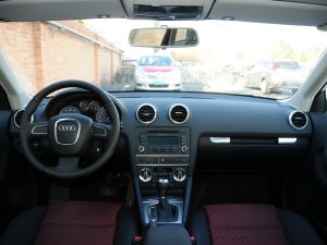 奥迪A3(进口)2013款 Sportback 30 TFSI 豪华型