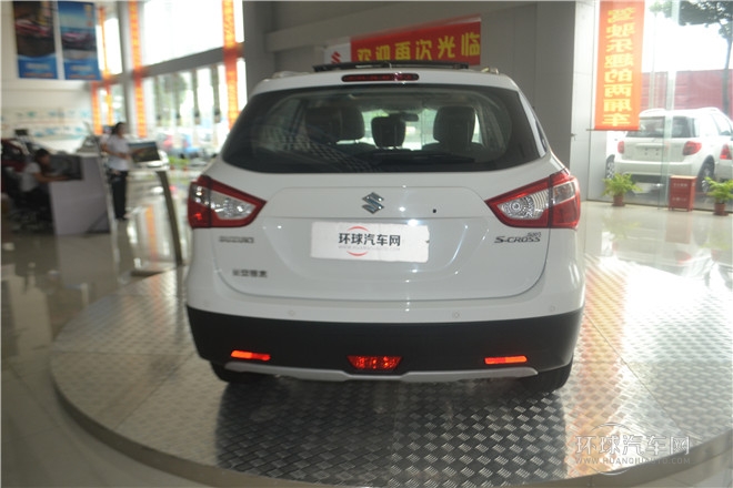 2014款 1.6L CVT两驱精英型