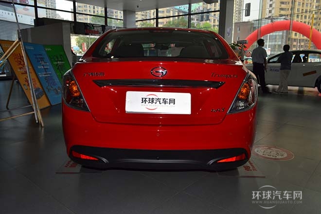 2013款1.6L手动ESP  豪华版