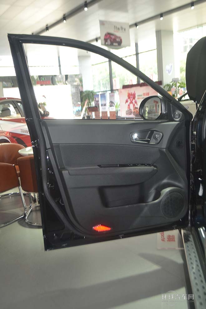 2012款 2.0L 手动两驱舒适版