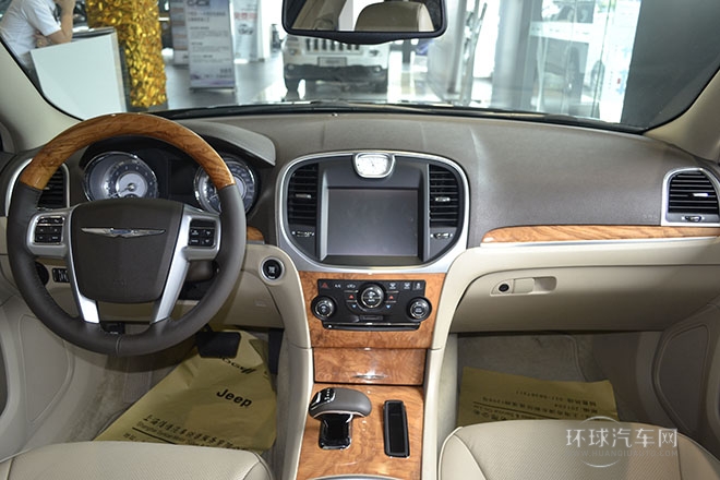 2013款 3.6L 尊适版