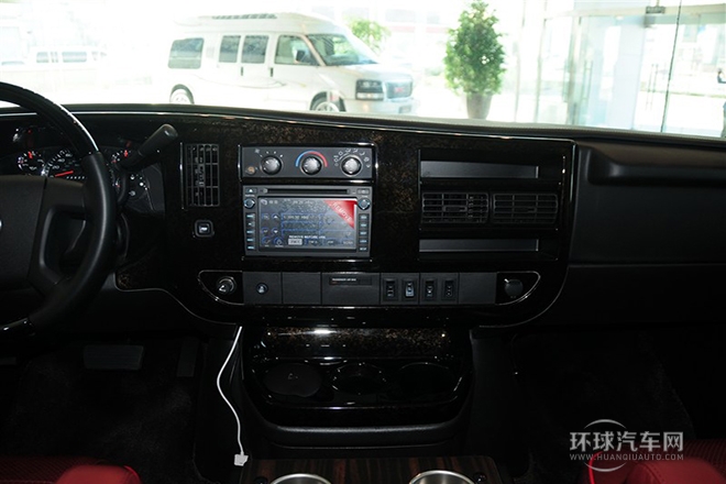 2014款 6.0L G1500L 领袖级
