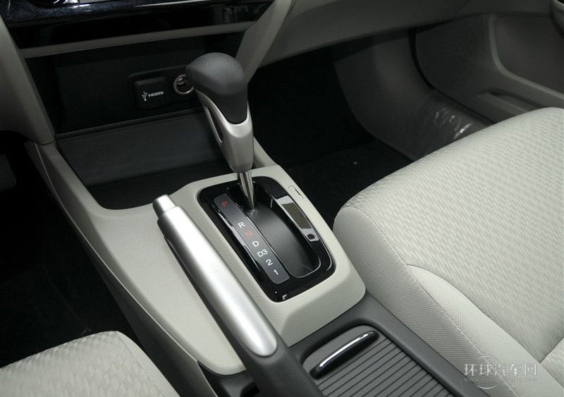 2014款 1.8L 自动舒适版