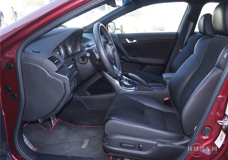 2013款 2.4L 尊贵版