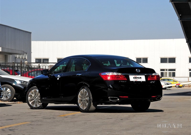 2014款 3.0L VTI 尊贵版