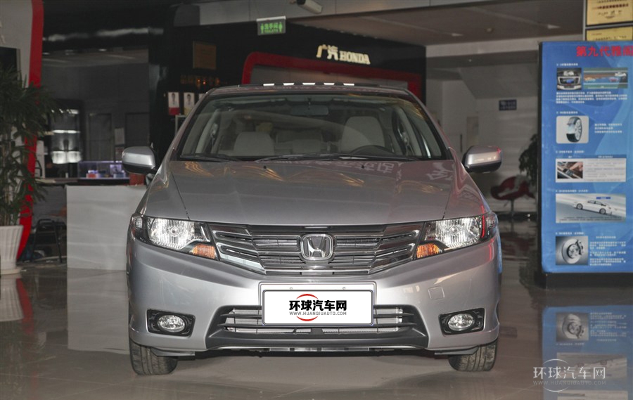 2012款 1.8L 自动舒适版