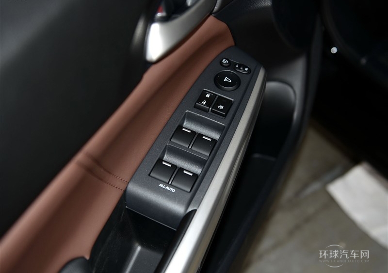 2014款 3.0L AWD尊贵导航版