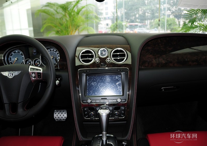 2014款 4.0T GT V8 S 尊贵版