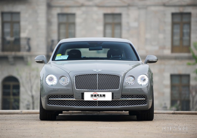2013款 6.0T W12 尊贵版