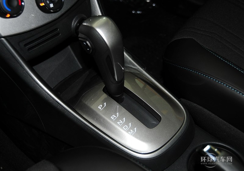 2014款 1.4T 自动两驱豪华型