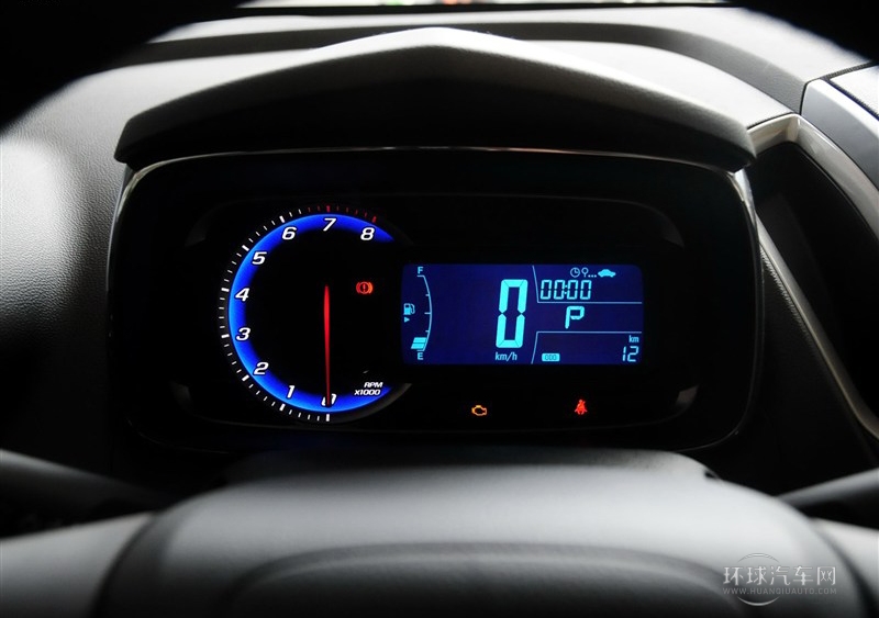 2014款 1.4T 自动两驱豪华型