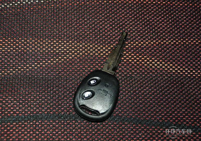 2013款 三厢 1.4L 手动优逸幸福版