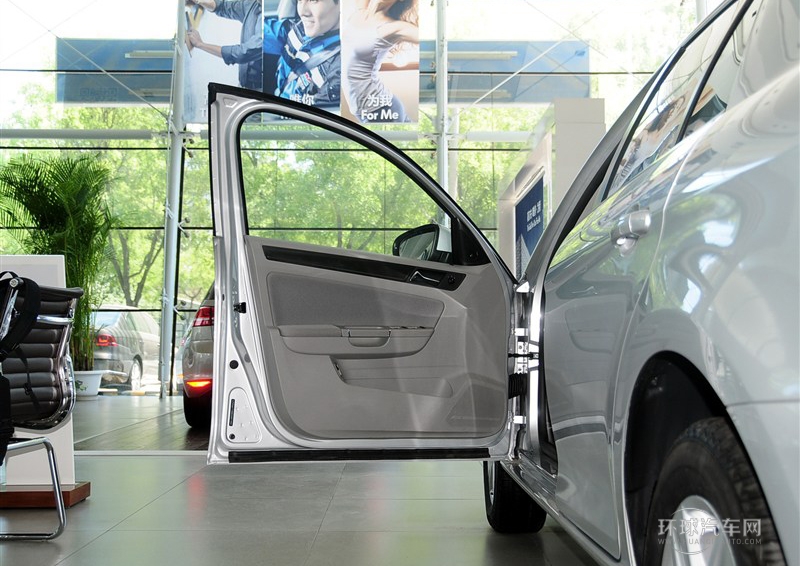 2014款 1.6L 手动时尚型