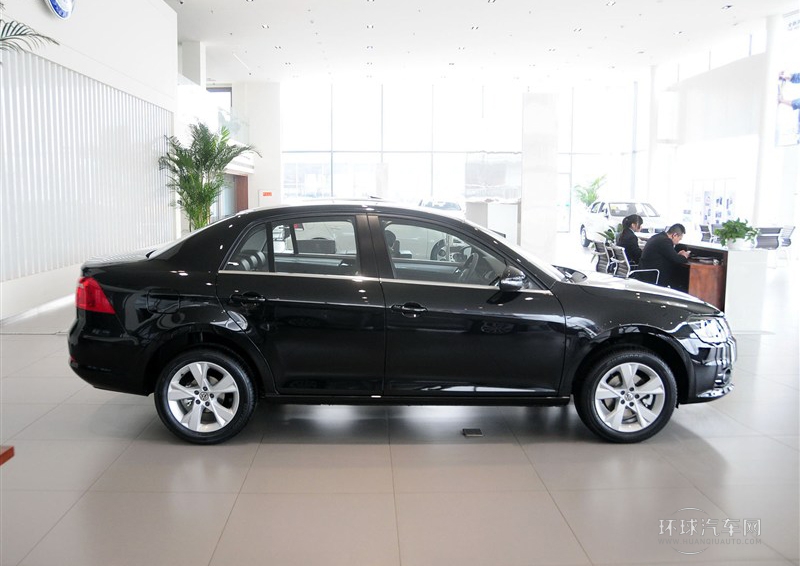 2014款 1.6L 自动舒适型