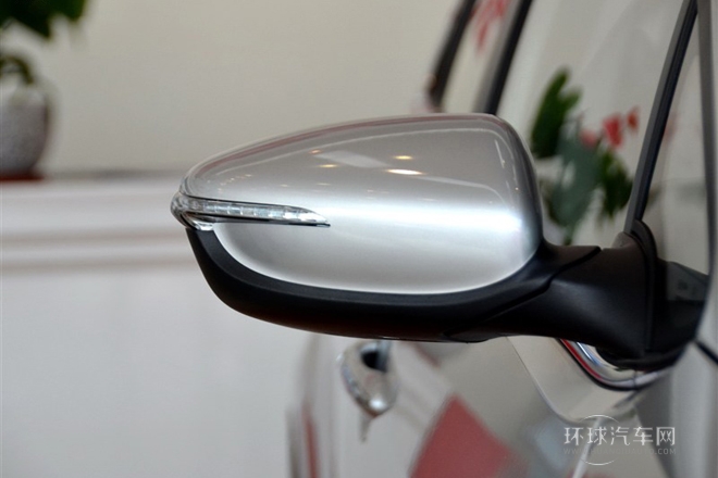 2013款 1.6L 自动Premium